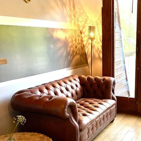 Apartment Penthouse 28m² In Right Next To 3 Lifts, View